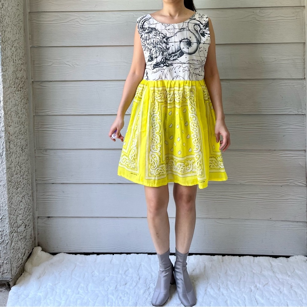 Vintage Fabric | Handmade Myth The Astrological Star Signs Dress SKU 08171 - Picture 11 of 14